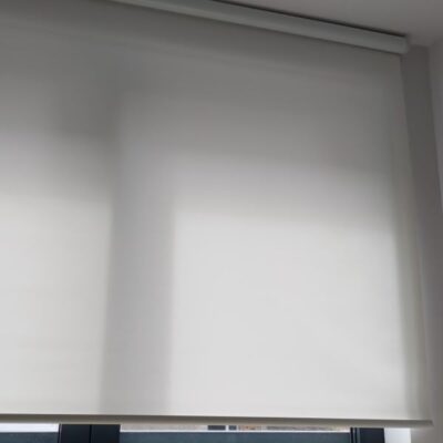 Roleta elektryczna wewnętrzna w kasecie Somfy - nasze realizacje